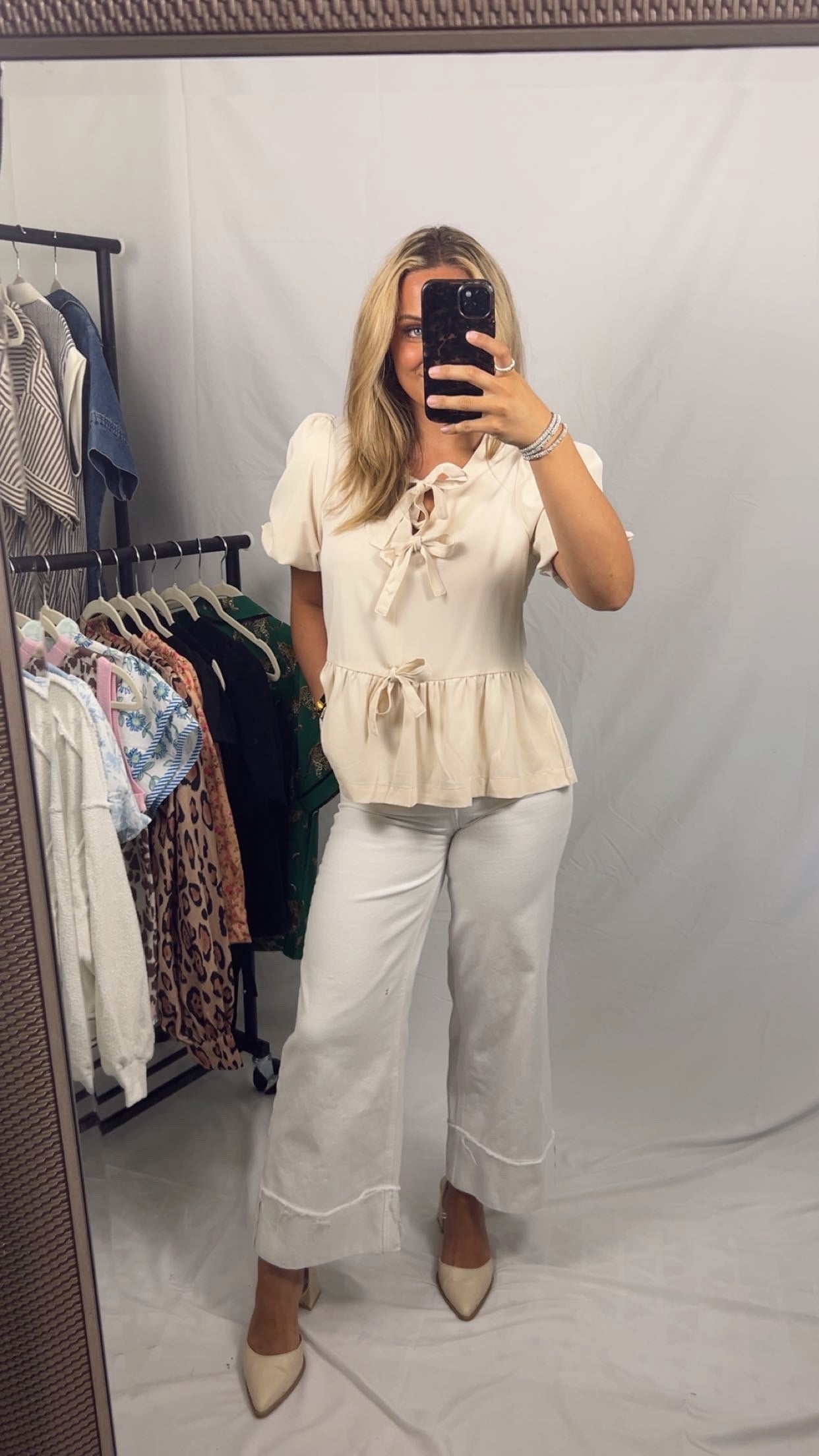 Beige Puff Sleeve Bowknot Blouse