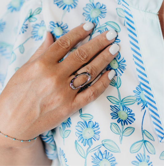 CHANSUTTPEARLS - THE SOPHIE RING: SILVER